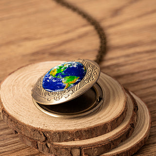 Vintage Bronze Photo Frame Locket Pendant Necklace Earth Panet Globe Glass Necklaces For Women Men