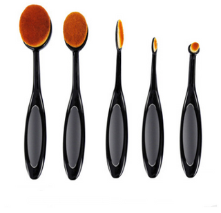 Cosmetic brush