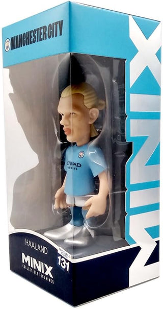Minix Wednesday Addams With Thing Model | Collectable Wednesday And Thing Figure From The Wednesday TV Series | Bandai Minix Wednesday Toys Range | Collect Your Favourite Wednesday Figures