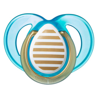 Tommee Tippee Moda Soothers, Symmetrical Orthodontic Design, BPA-Free Silicone Baglet, Includes Steriliser Box, 6-18m, Pack of 2 Dummies