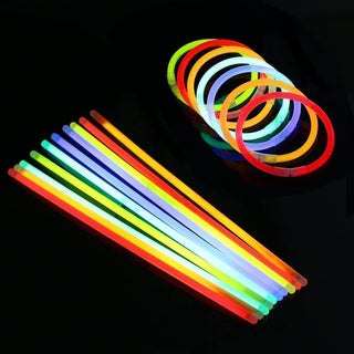 Mumoo Bear 100 Glow Sticks Party Pack 8 Inch With Connectors To Make Neon Bracelets,Necklaces,Eye Glasses And Balls For Party Supplies