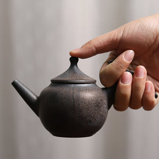 Ceramic single pot tea maker