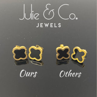 Julie & Co four leaf clover 18K gold plated Jewelry set Jewellery set for women, comes with a cute keychain in a Julie & Co neat gift box.