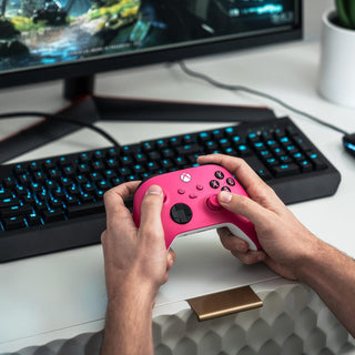Xbox Wireless Controller – Shock Blue