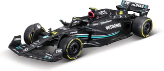MAISTO Bburago1:43 F1 Race Mercedes-AMG W14 (2023) w/Driver - Hamilton #44