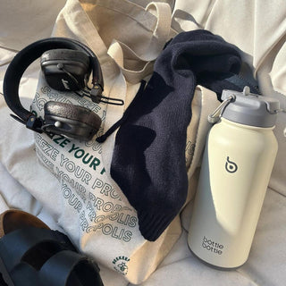 bottlebottle BOTTLE BOTTLE 32oz Insulated Water Bottle Stainless Steel Sport Water Bottle with Straw Dual-use Lid Design for Gym with Pill Box (green)