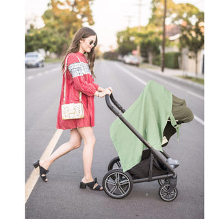 Konssy Muslin Nursing Cover for Baby Breastfeeding, Breathable 100% Cotton Breastfeeding Cover with Rigid Hoop for Mother Nursing Apron, Multi-use Carseat, Brown (BRJ05)
