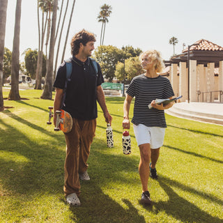 bottlebottle BOTTLE BOTTLE 32oz Insulated Water Bottle Stainless Steel Sport Water Bottle with Straw Dual-use Lid Design for Gym with Pill Box (green)