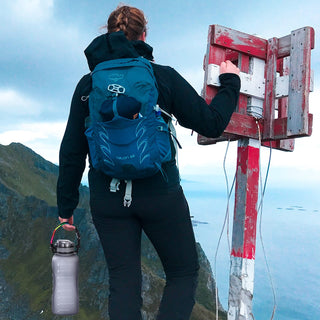 GEMFUL 2 Liter Large Drinking Water Bottle with Straw Leakproof Water Jug for Outdoor Sports