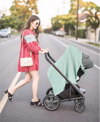 Konssy Muslin Nursing Cover for Baby Breastfeeding, Breathable 100% Cotton Breastfeeding Cover with Rigid Hoop for Mother Nursing Apron, Multi-use Carseat, Brown (BRJ05)