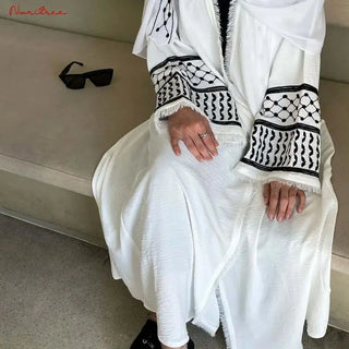 48702808850735|48702808883503|48702808916271|48702808949039|48702808981807